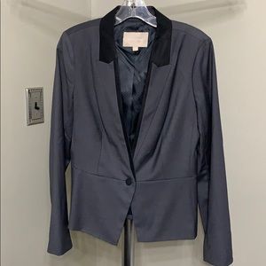 NWOT Banana Republic peplum tuxedo-style blazer